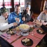 Fondueplausch (Bild: © Lenk Simmental Tourismus - swiss-image.ch/Stefan Hunziker)